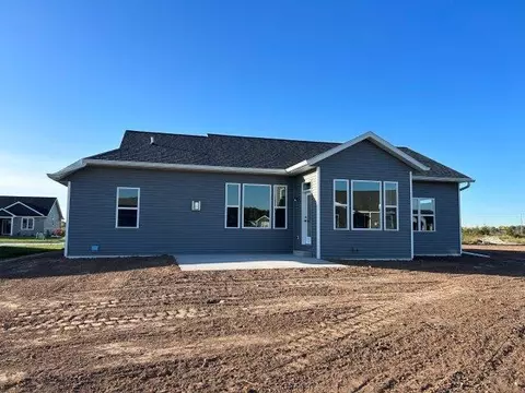 5325 N Amethyst Dr, Appleton, WI 54913 photo 2