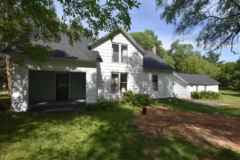 w7868 Wisconsin 152, Wautoma, WI 54982