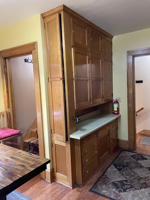 136 E Division St, Shawano, WI 54166 photo 8