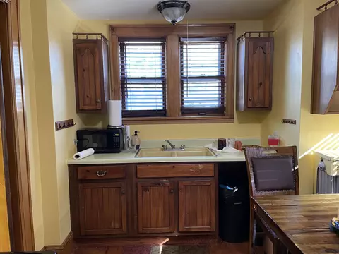136 E Division St, Shawano, WI 54166 photo 11
