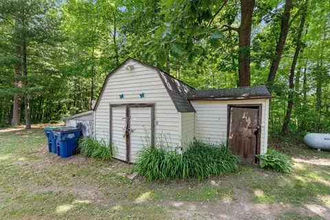 w10016 East Oak Ridge Lane, Gresham, WI 54128 photo 24