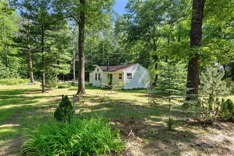 w10016 East Oak Ridge Lane, Gresham, WI 54128