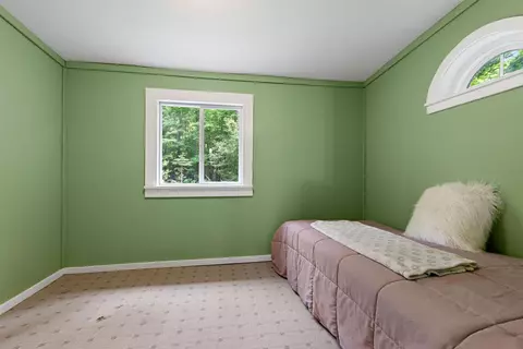 w10016 East Oak Ridge Lane, Gresham, WI 54128 photo 8