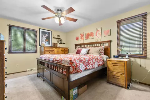 933 E Capitol Dr, Appleton, WI 54911 photo 14