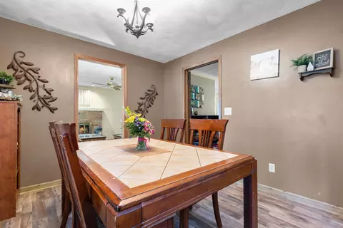 933 E Capitol Dr, Appleton, WI 54911 photo 10