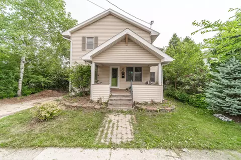 512 E Franklin Ave, Neenah, WI 54956