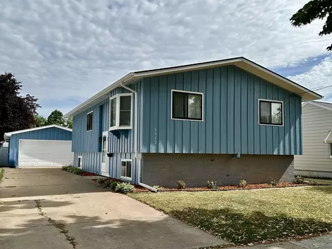 1112 Taft Ave, Oshkosh, WI 54902