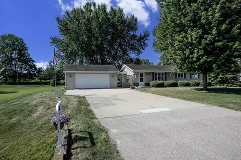 114 Michael Ave, Neenah, WI 54956