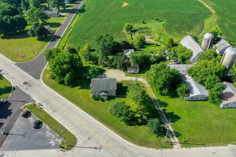 3194 Mill Rd, Greenleaf, WI 54126 photo 6