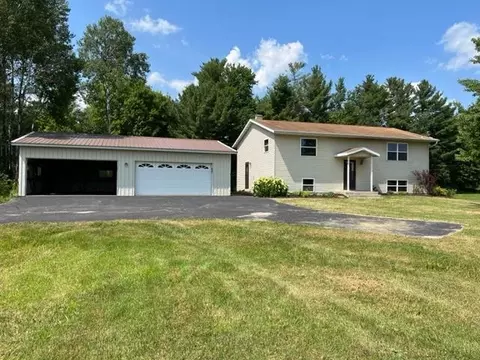 n7076 County Road U, Weyauwega, WI 54983