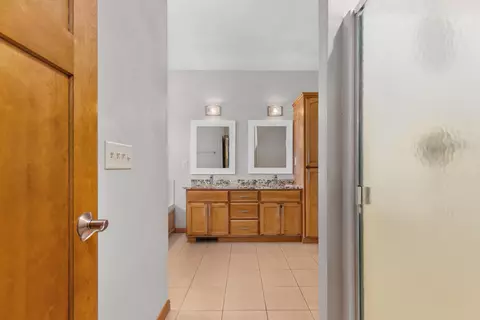 224 E Wentworth Ln, Appleton, WI 54913 photo 16