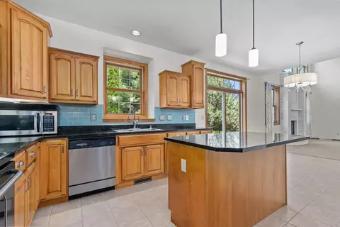 224 E Wentworth Ln, Appleton, WI 54913 photo 6