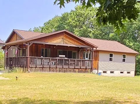 w3087 Dover Avenue, Neshkoro, WI 54960
