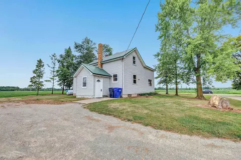 w701 Old Seymour Road, Oneida, WI 54155