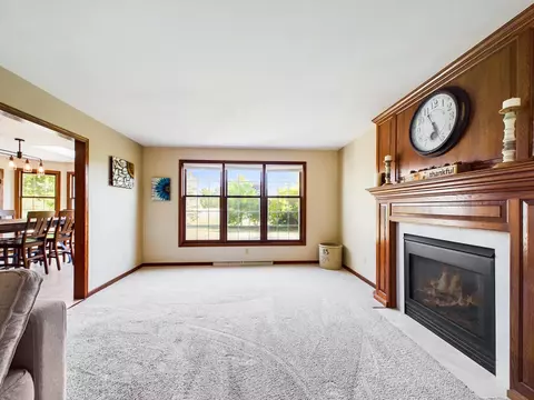 1917 Hulke Dr, Appleton, WI 54915 photo 18