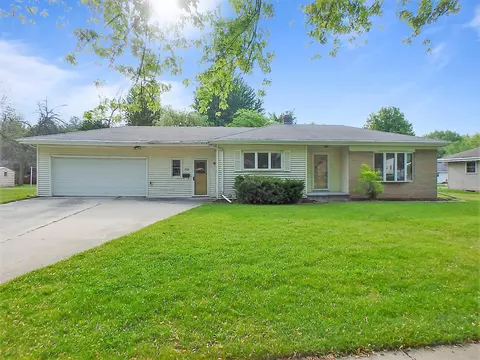 920 Parker Ave, Algoma, WI 54201