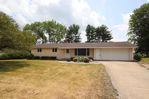 w5893 Wisconsin 49, Waupun, WI 53963