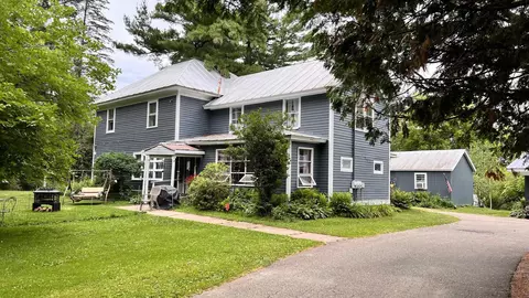 n4440 Oakland Drive, Waupaca, WI 54981