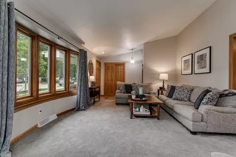 119 Lynn Dr, Appleton, WI 54915 photo 7