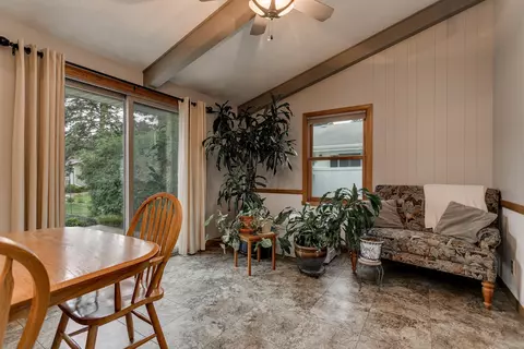 119 Lynn Dr, Appleton, WI 54915 photo 12