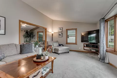 119 Lynn Dr, Appleton, WI 54915 photo 6