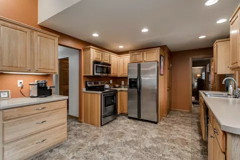 119 Lynn Dr, Appleton, WI 54915 photo 10
