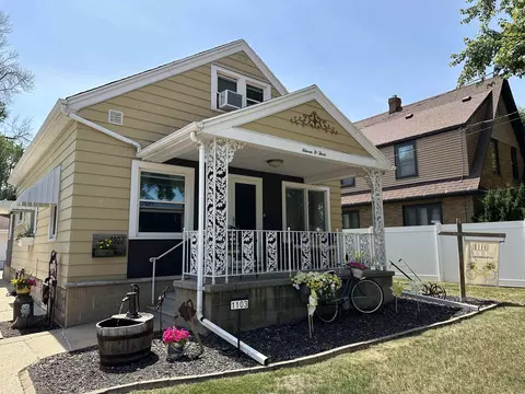 1103 W Winnebago St, Appleton, WI 54914