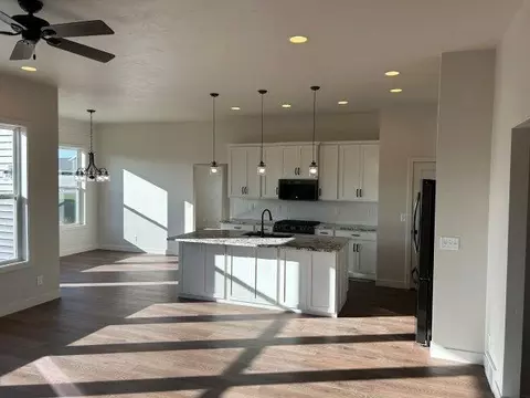 2947 E Turquoise Ln, Appleton, WI 54913 photo 5