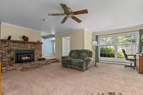 3215 E Crestview Dr, Appleton, WI 54915 photo 23