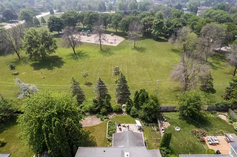 3215 E Crestview Dr, Appleton, WI 54915 photo 52