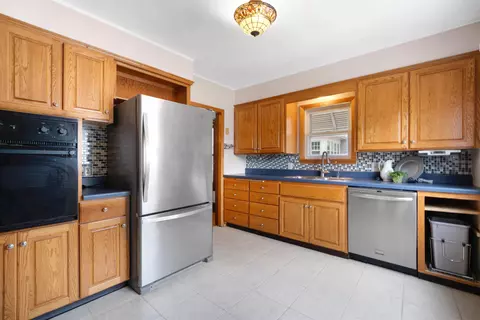 532 E Mckinley St, Appleton, WI 54915 photo 8