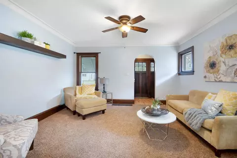 532 E Mckinley St, Appleton, WI 54915 photo 4
