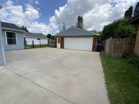 1006 N Sharon St, Appleton, WI 54914 photo 3