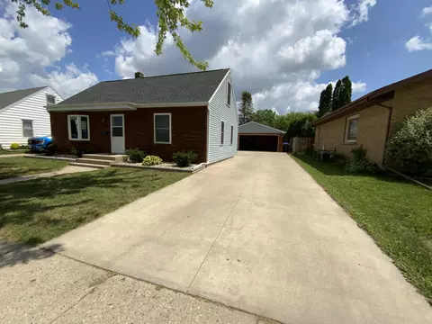1006 N Sharon St, Appleton, WI 54914 photo 2