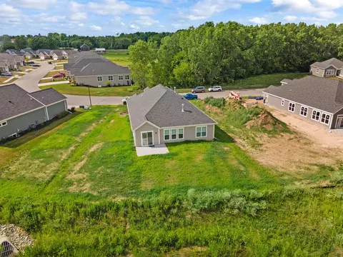 2355 E Baldeagle Dr, Appleton, WI 54913 photo 39