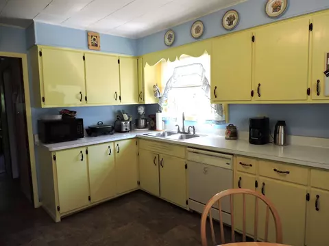 4816 Eureka Rd, Omro, WI 54963 photo 3