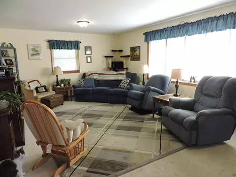 4816 Eureka Rd, Omro, WI 54963 photo 9