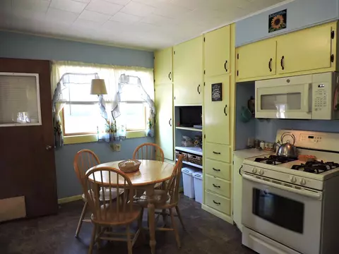 4816 Eureka Rd, Omro, WI 54963 photo 7