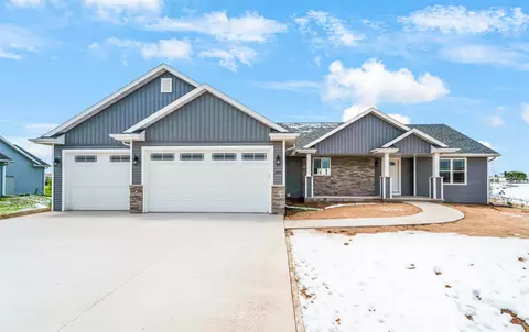 3515 E Rubyred Dr, Appleton, WI 54913