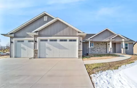 3776 E Zion Ln, Appleton, WI 54913