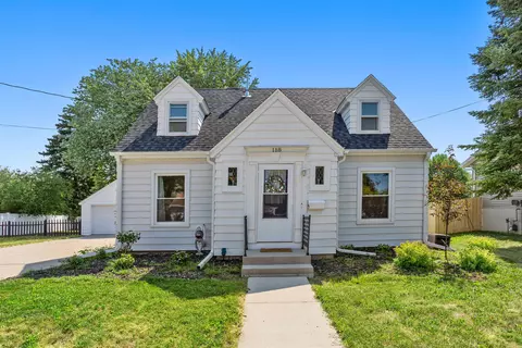 118 S Schaefer St, Appleton, WI 54915