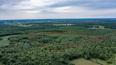 County Road E, Ogdensburg, WI 54962