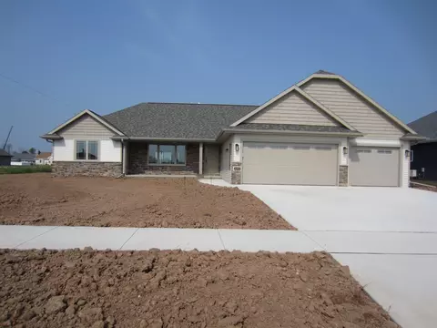 1051 Nutmeg Dr, De Pere, WI 54115