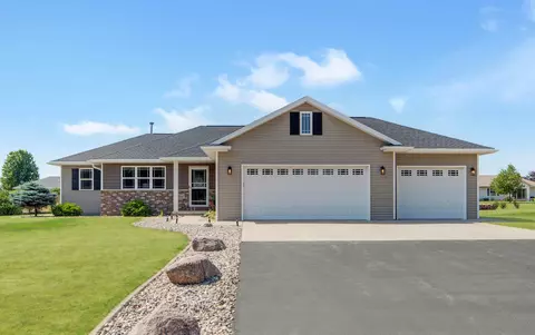 w6167 Everglade Road, Greenville, WI 54942