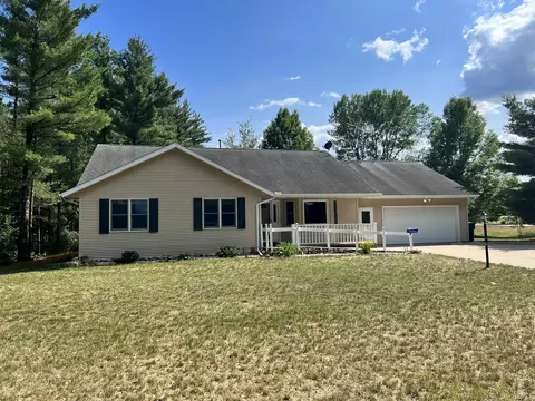 w6611 Woodhaven Circle, Wautoma, WI 54982
