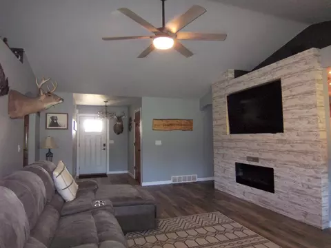2453 Deer Path Ct, Abrams, WI 54101 photo 5