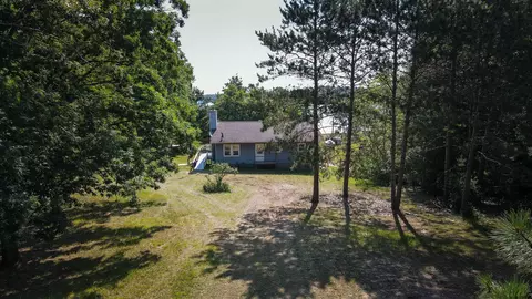 n6488 County Road W, Waupaca, WI 54981