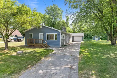 n5822 Rockland Beach Road, Hilbert, WI 54129