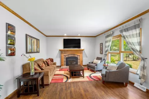 2706 E Dietzen Dr, Appleton, WI 54915 photo 10