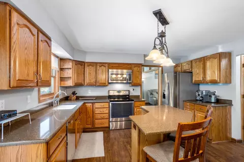 2706 E Dietzen Dr, Appleton, WI 54915 photo 7